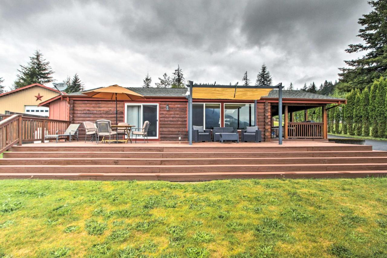 Lakefront Cabin With Stunning Mountain Views And Dock! Mineral Экстерьер фото