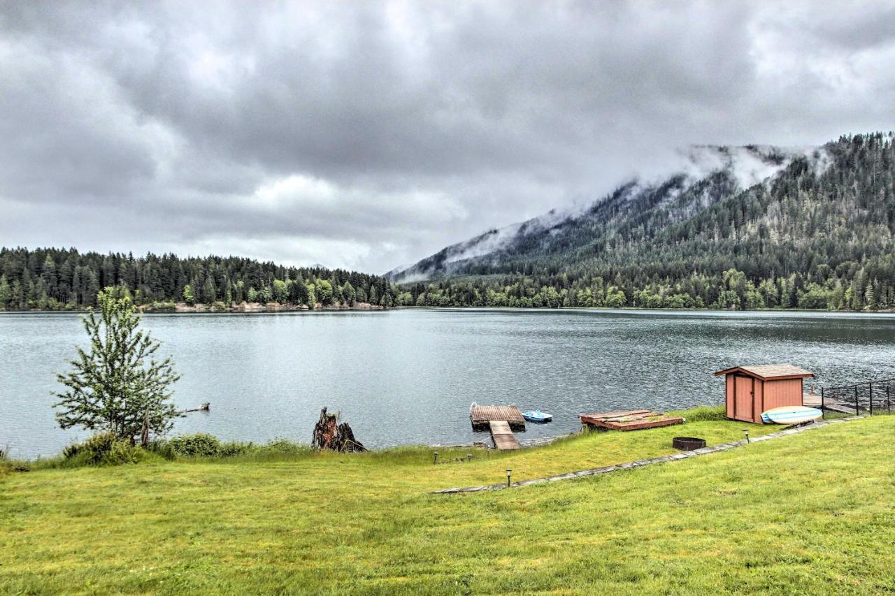 Lakefront Cabin With Stunning Mountain Views And Dock! Mineral Экстерьер фото
