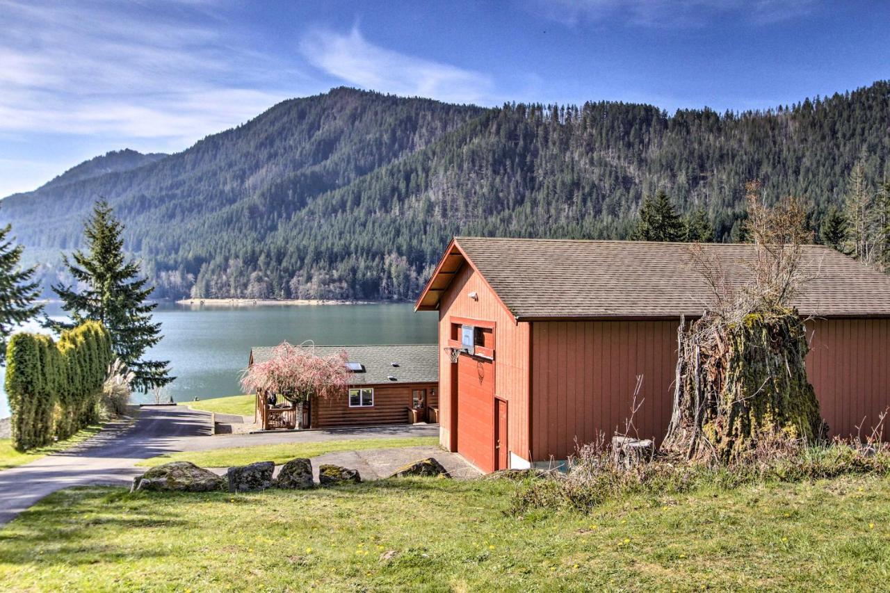 Lakefront Cabin With Stunning Mountain Views And Dock! Mineral Экстерьер фото